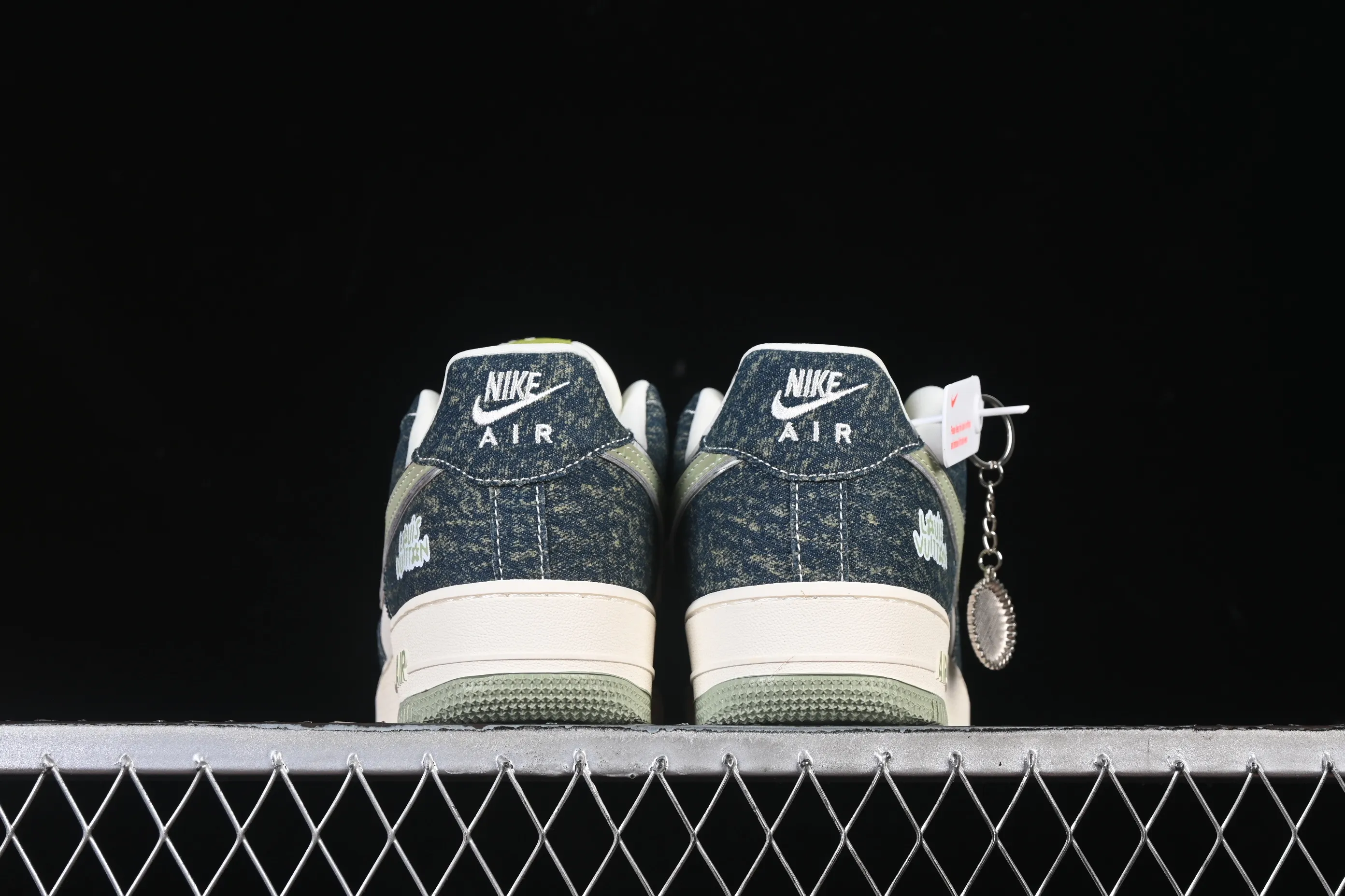 All Categories Nk Air Force 1 Air Force Series Nk Air Force 1 Low Air Force Low Nike Air Force 1'07 Low Joint Indigo Denim Air Force One Low Casual Shoes DX1888-098